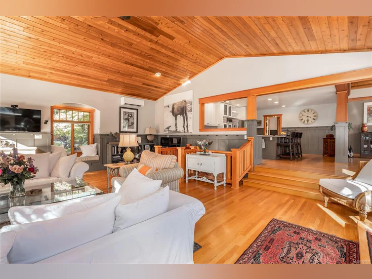 225 Sea Meadow Drive, Gabriola Island, BC, V0R 1X2 - 43