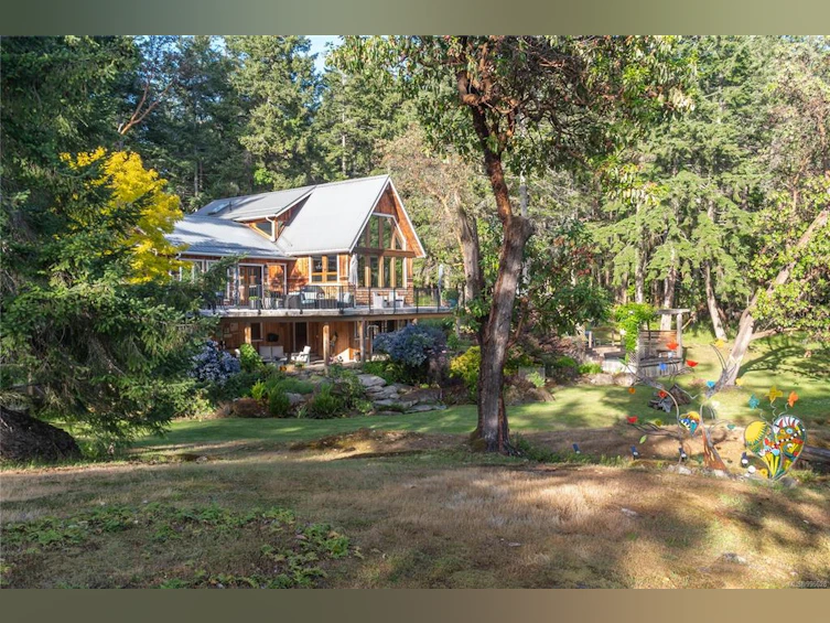 225 Sea Meadow Drive, Gabriola Island, BC, V0R 1X2 - 72