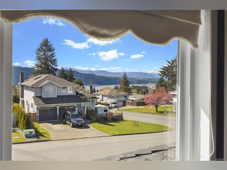 2375 14th Avenue, Port Alberni, BC, V9Y 2Y3 - 31