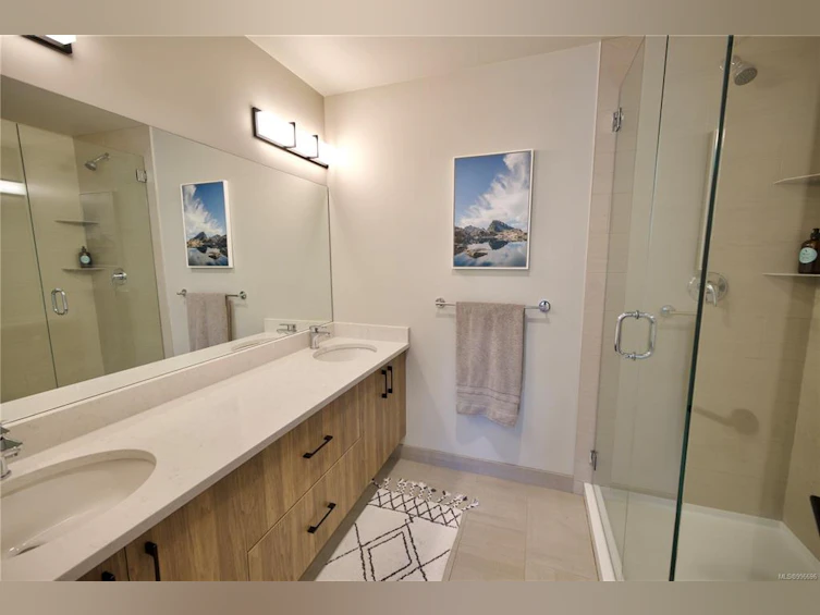 201-700 Yew Wood Road, Tofino, BC, V0R 2Z0 - 13
