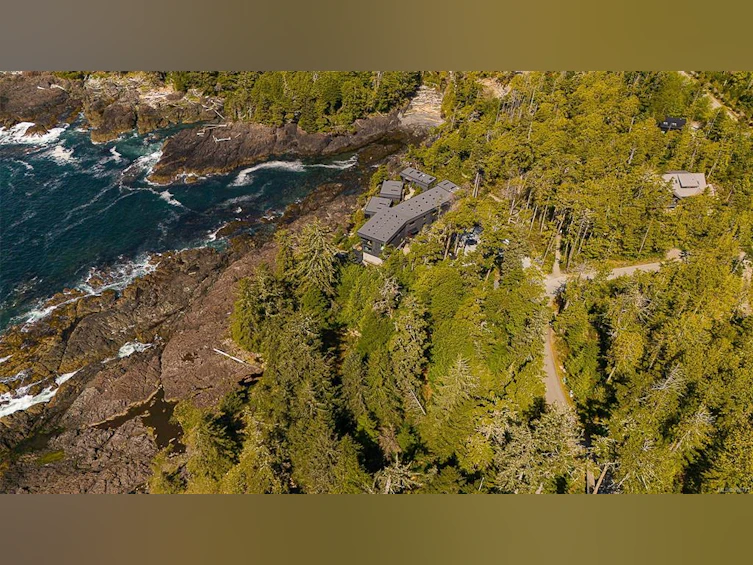 812 Odyssey Lane, Ucluelet, BC, V0R 3A0 - 4