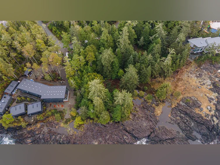812 Odyssey Lane, Ucluelet, BC, V0R 3A0 - 11