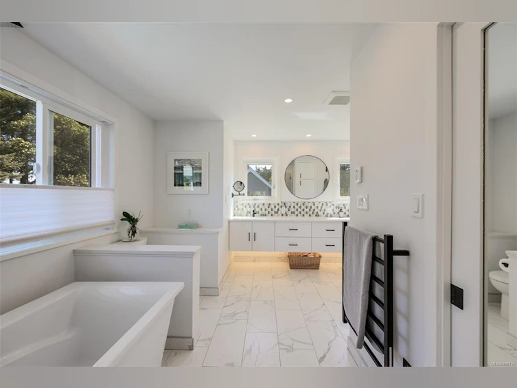 4272 Houlihan Place, Saanich, BC, V8N 3T1 - 6