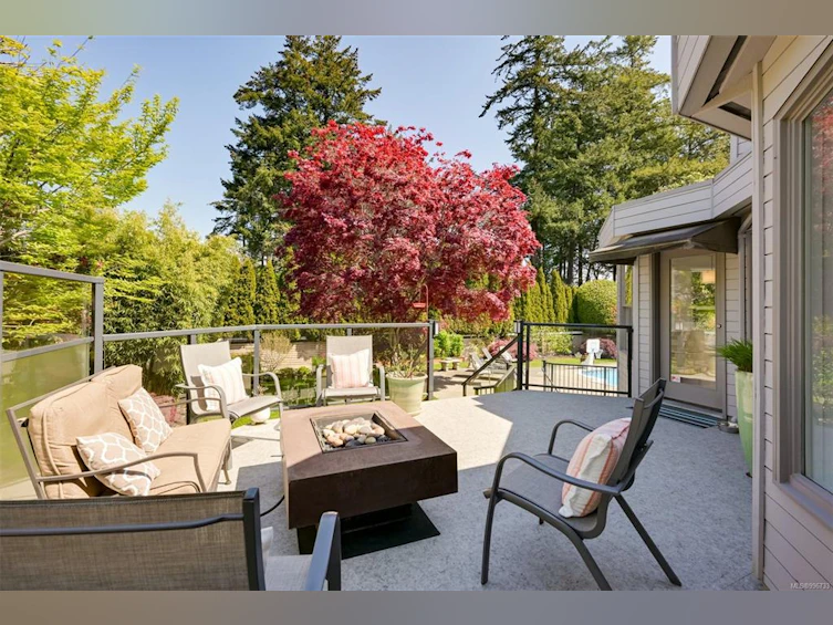 4272 Houlihan Place, Saanich, BC, V8N 3T1 - 41