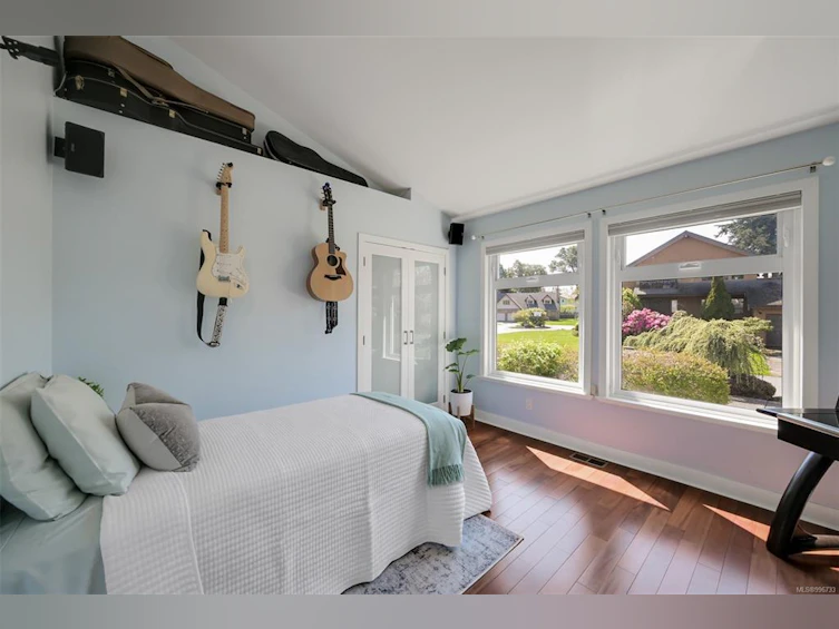 4272 Houlihan Place, Saanich, BC, V8N 3T1 - 40
