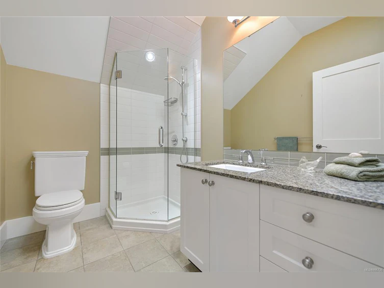 1284 Oceanwood Lane, Saanich, BC, V8X 0A4 - 44