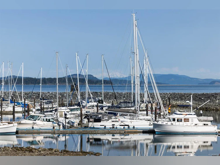 2-9901 Third Street, Sidney, BC, V8L 3B1 - 20