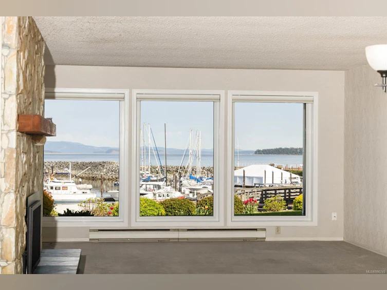 2-9901 Third Street, Sidney, BC, V8L 3B1 - 19