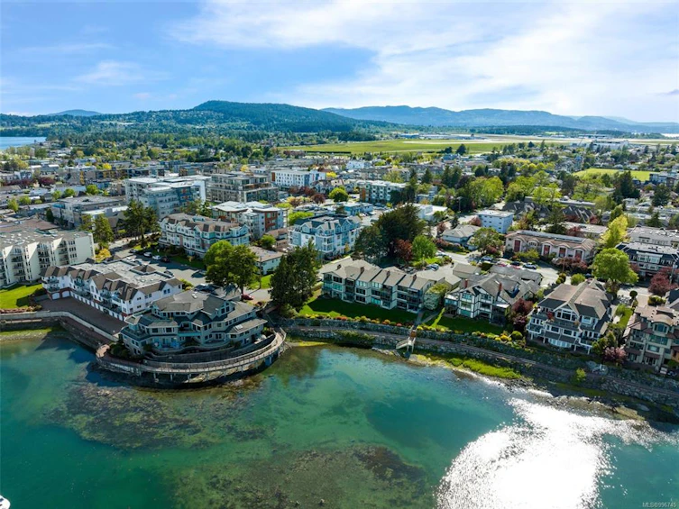 2-9901 Third Street, Sidney, BC, V8L 3B1 - 35