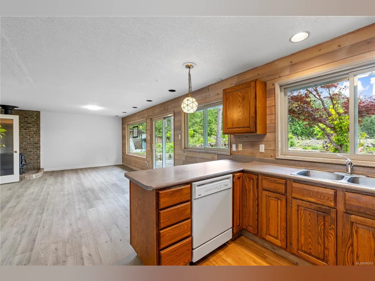 945 Terrien Way, Parksville, BC, V9P 1T2 - 16