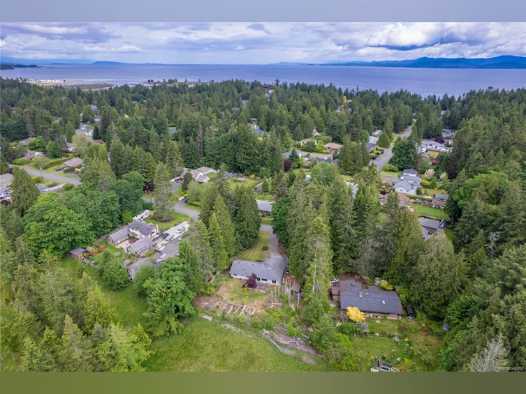 945 Terrien Way, Parksville, BC, V9P 1T2 - 35