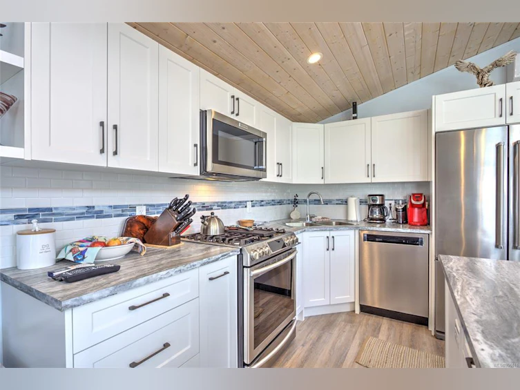 3-232 North Shore Road, Lake Cowichan, BC, V0R 2G0 - 7