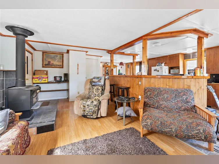 288 Albion Crescent, Ucluelet, BC, V0R 3A0 - 4