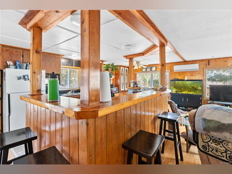 288 Albion Crescent, Ucluelet, BC, V0R 3A0 - 8