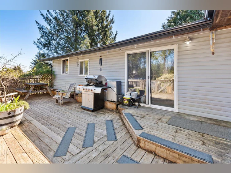 288 Albion Crescent, Ucluelet, BC, V0R 3A0 - 18