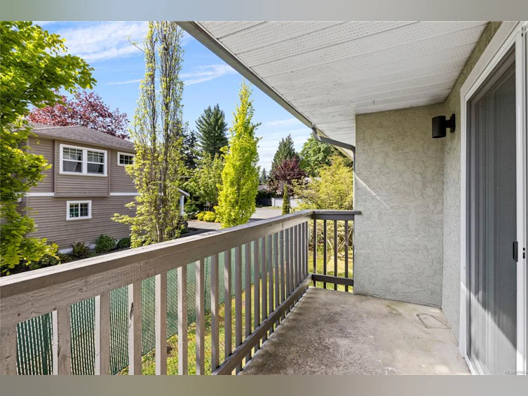 215-1540 Piercy Avenue, Courtenay, BC, V9N 3E9 - 8
