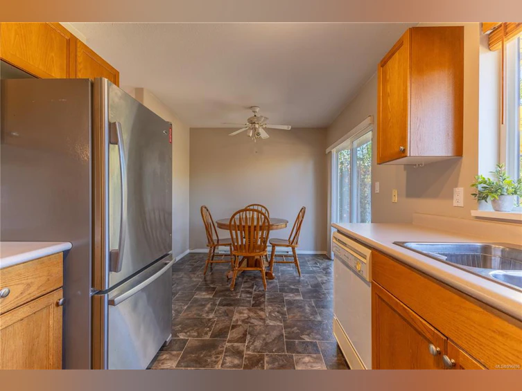 1074 Springbok Road, Campbell River, BC, V9W 7K7 - 23