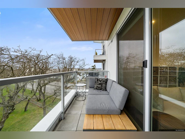 507-1301 Hillside Avenue, Victoria, BC, V8T 0E3 - 6