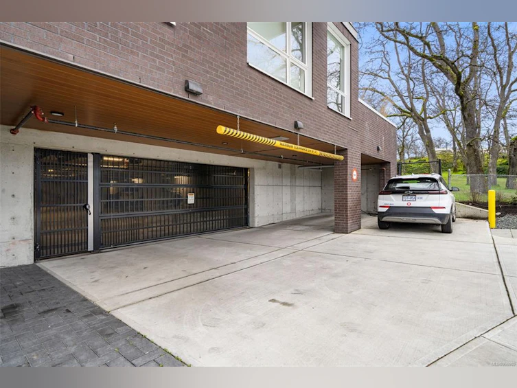 507-1301 Hillside Avenue, Victoria, BC, V8T 0E3 - 27
