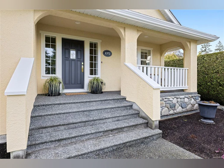 1372 Mallard Road, French Creek, BC, V9P 2A3 - 4
