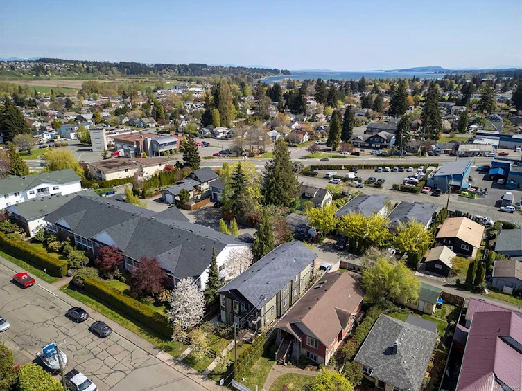 768 8th Street, Courtenay, BC, V9N 1N7 - 2