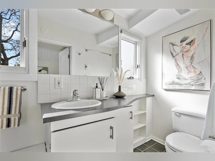 1262 Roslyn Road, Oak Bay, BC, V8S 4R6 - 22