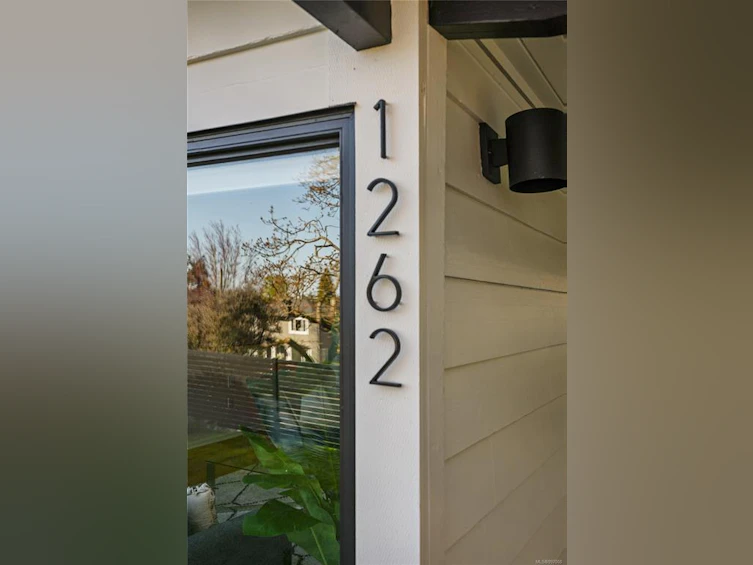 1262 Roslyn Road, Oak Bay, BC, V8S 4R6 - 43