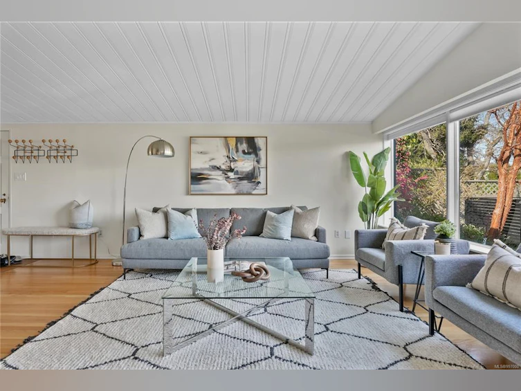 1262 Roslyn Road, Oak Bay, BC, V8S 4R6 - 5