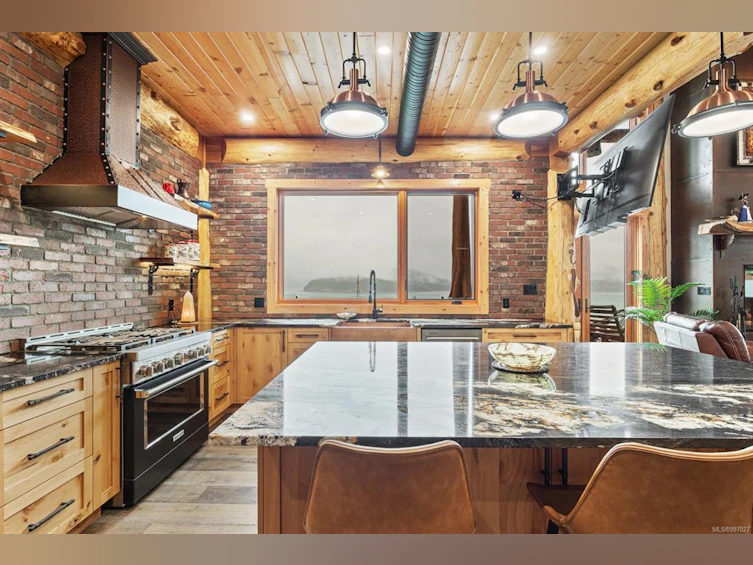 5760 Race Point Road, Campbell River, BC, V9H 1N7 - 12