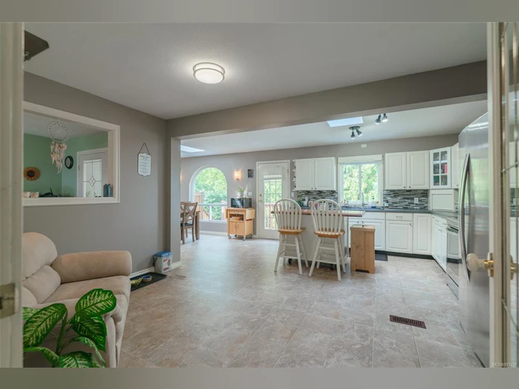 2340 11th Avenue, Port Alberni, BC, V9Y 2S5 - 5