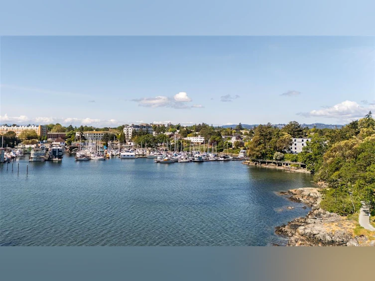 704-325 Maitland Street, Victoria, BC, V9A 7E9 - 20