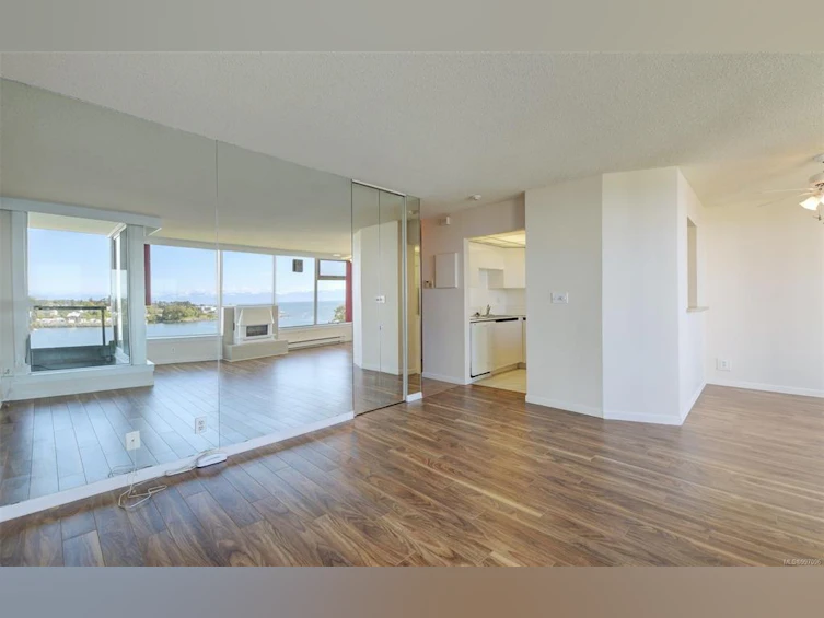 704-325 Maitland Street, Victoria, BC, V9A 7E9 - 5