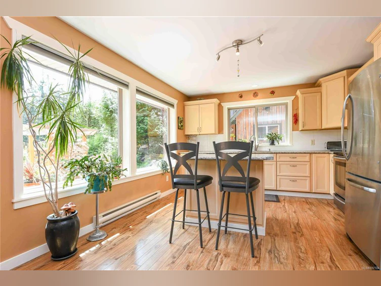 7895 Ships Point Road, Fanny Bay, BC, V0R 1W0 - 50