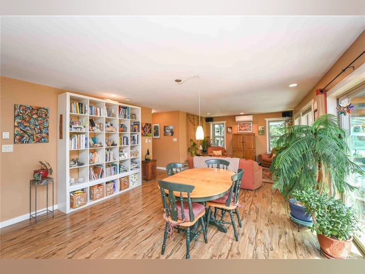 7895 Ships Point Road, Fanny Bay, BC, V0R 1W0 - 53