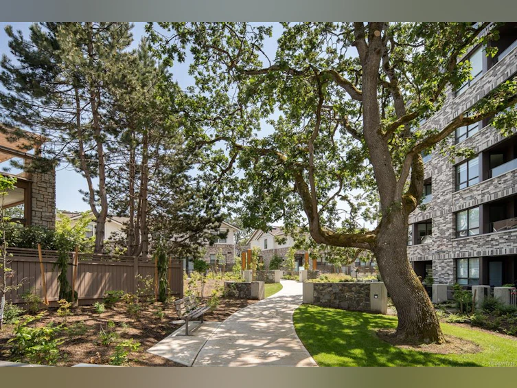 101-1201 Fort Street, Victoria, BC, V8V 3L1