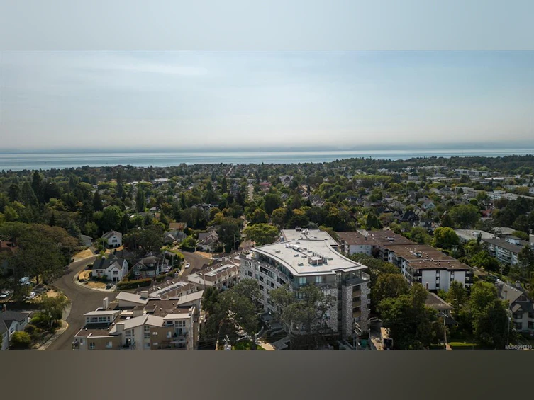 101-1201 Fort Street, Victoria, BC, V8V 3L1 - 35
