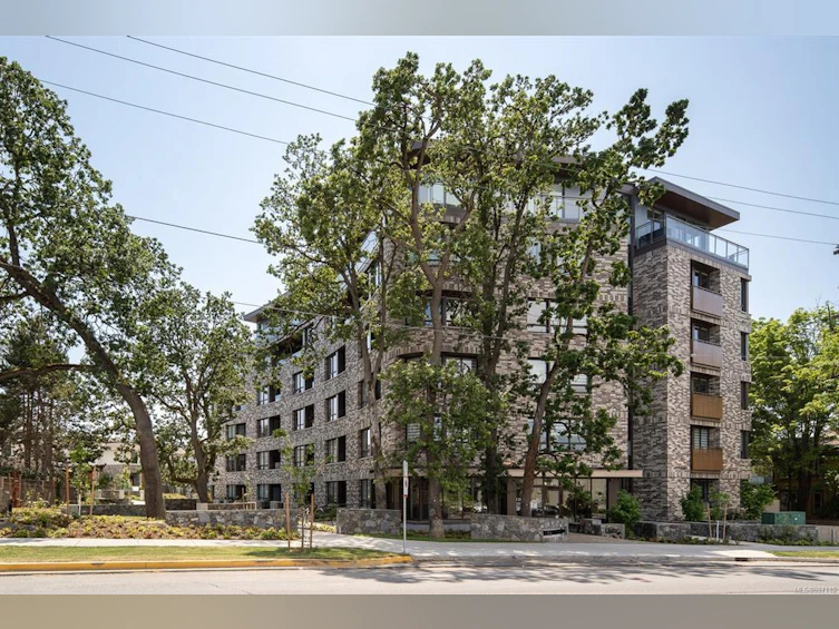 101-1201 Fort Street, Victoria, BC, V8V 3L1 - 2