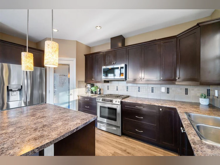 990 Moss Ridge Close, Langford, BC, V9C 4M8 - 3
