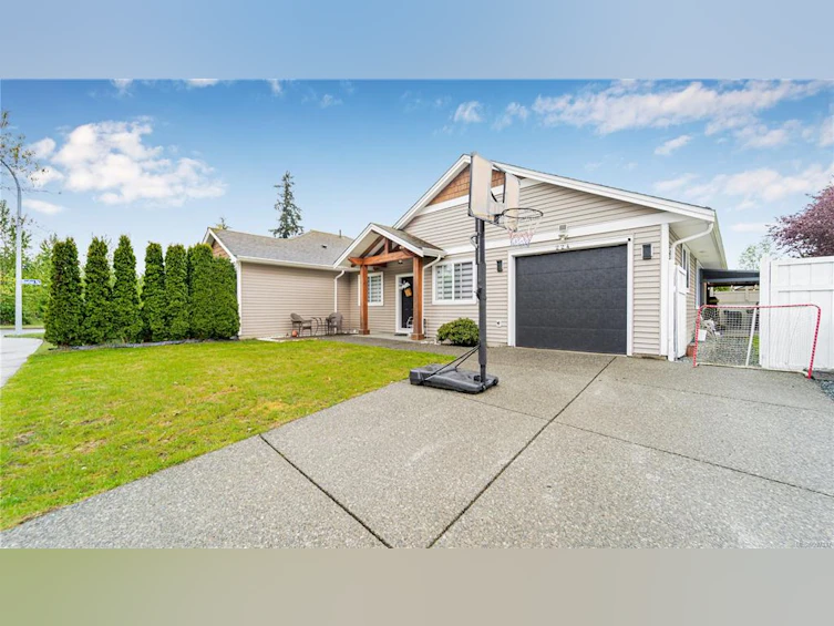 224 Silver Valley Road, Nanaimo, BC, V9S 2N2 - 2