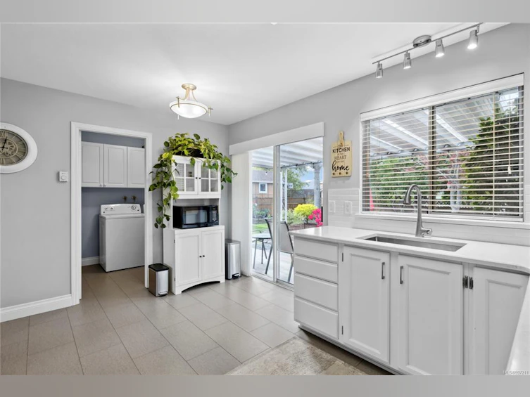 776 Humphrey Road, Parksville, BC, V9P 1C8 - 12