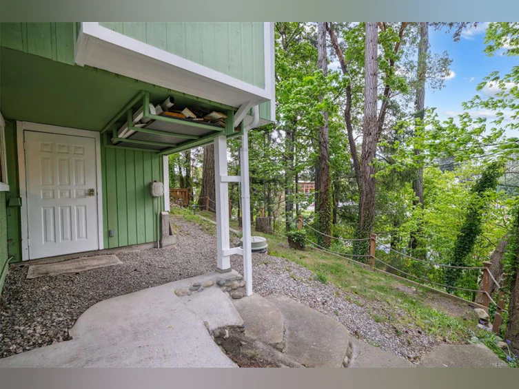 1055 Trillium Road, Langford, BC, V9B 4G3 - 39
