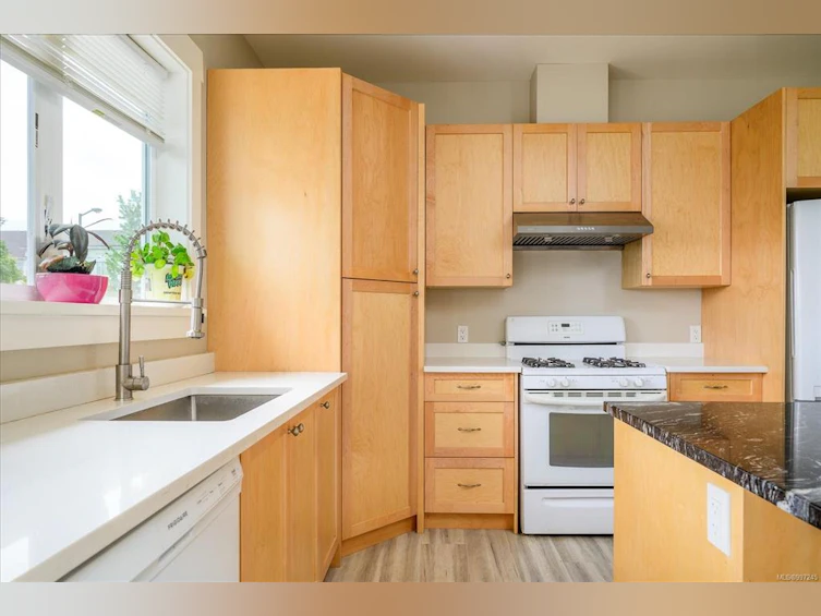 104 Lee Avenue, Parksville, BC, V9P 1L9 - 11