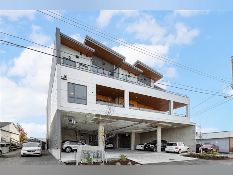 204-113 E Hirst Avenue, Parksville, BC, V9P 1K3 - 31