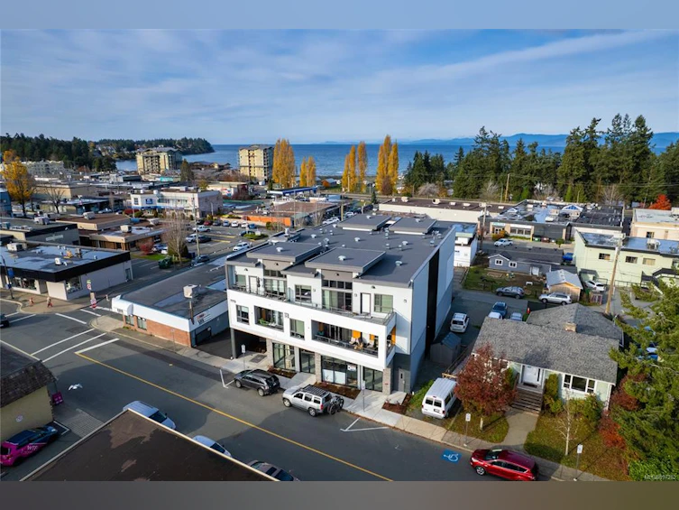 204-113 E Hirst Avenue, Parksville, BC, V9P 1K3 - 38