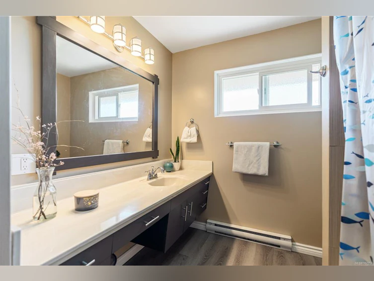 104 Burnett Road, View Royal, BC, V9B 4P7 - 16