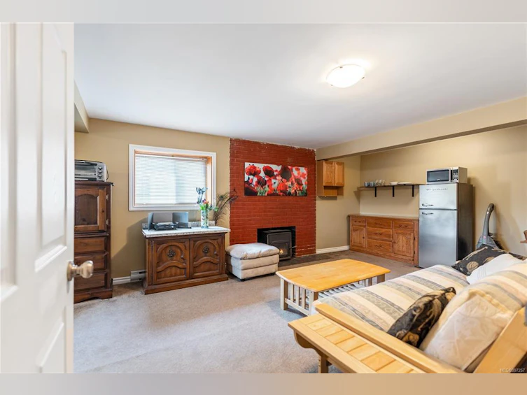 104 Burnett Road, View Royal, BC, V9B 4P7 - 18