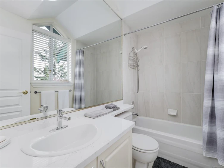 104-530 Marsett Place, Saanich, BC, V8Z 7J2 - 21