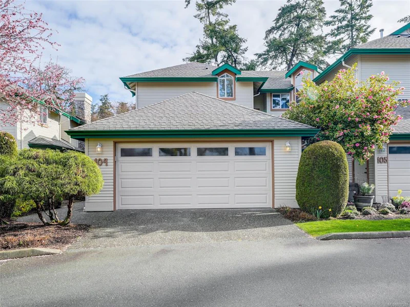 104 - 530 Marsett Place, Saanich BC V8Z 7J2