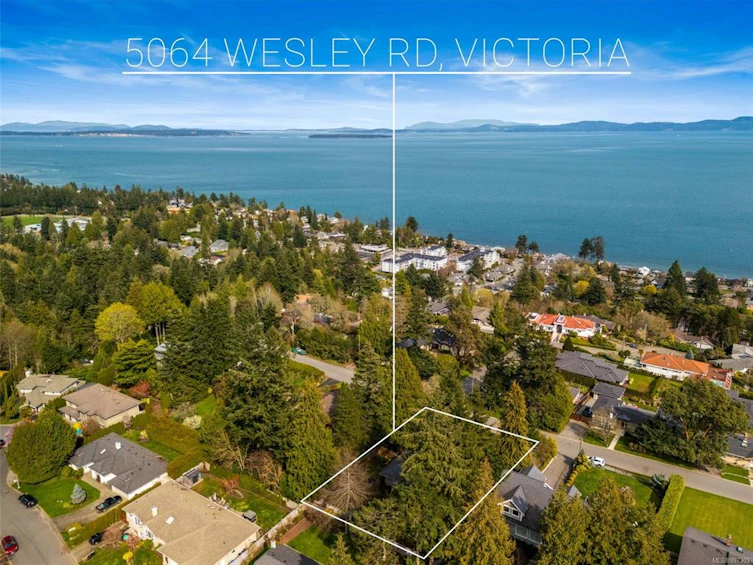5064 Wesley Road, Saanich, BC, V8Y 1Z4 - 35
