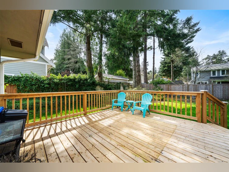 5064 Wesley Road, Saanich, BC, V8Y 1Z4 - 22